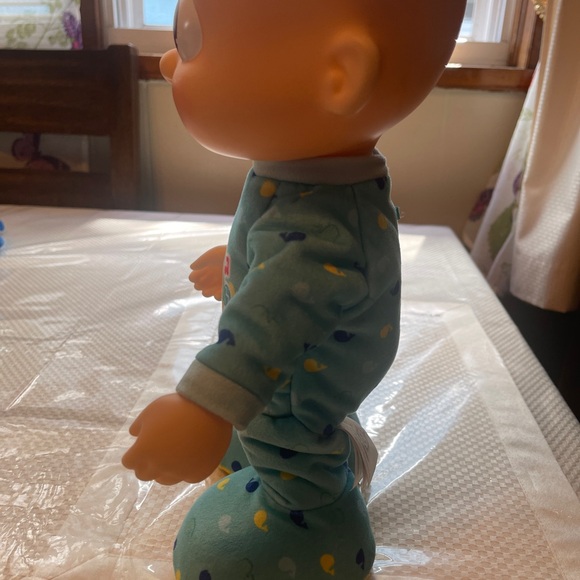 Cocomelon dancing JJ doll - Picture 9 of 11
